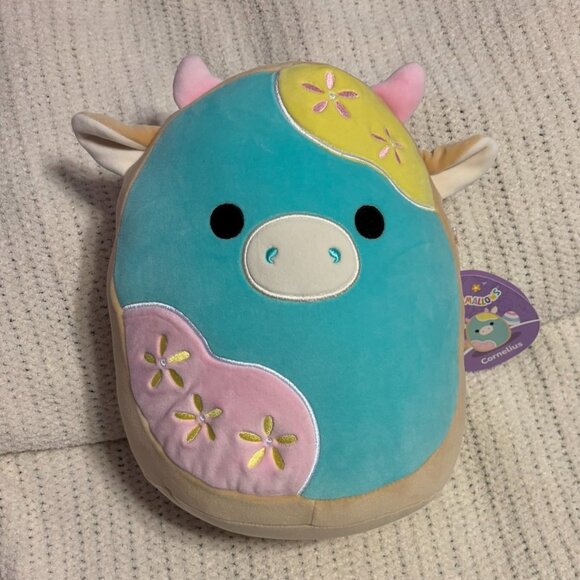 Cornelius 10" Cow Squishmallow - Picture 1 of 2